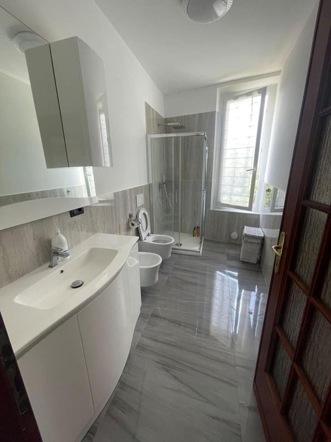Autumn Apartamento Vado Ligure Exterior foto